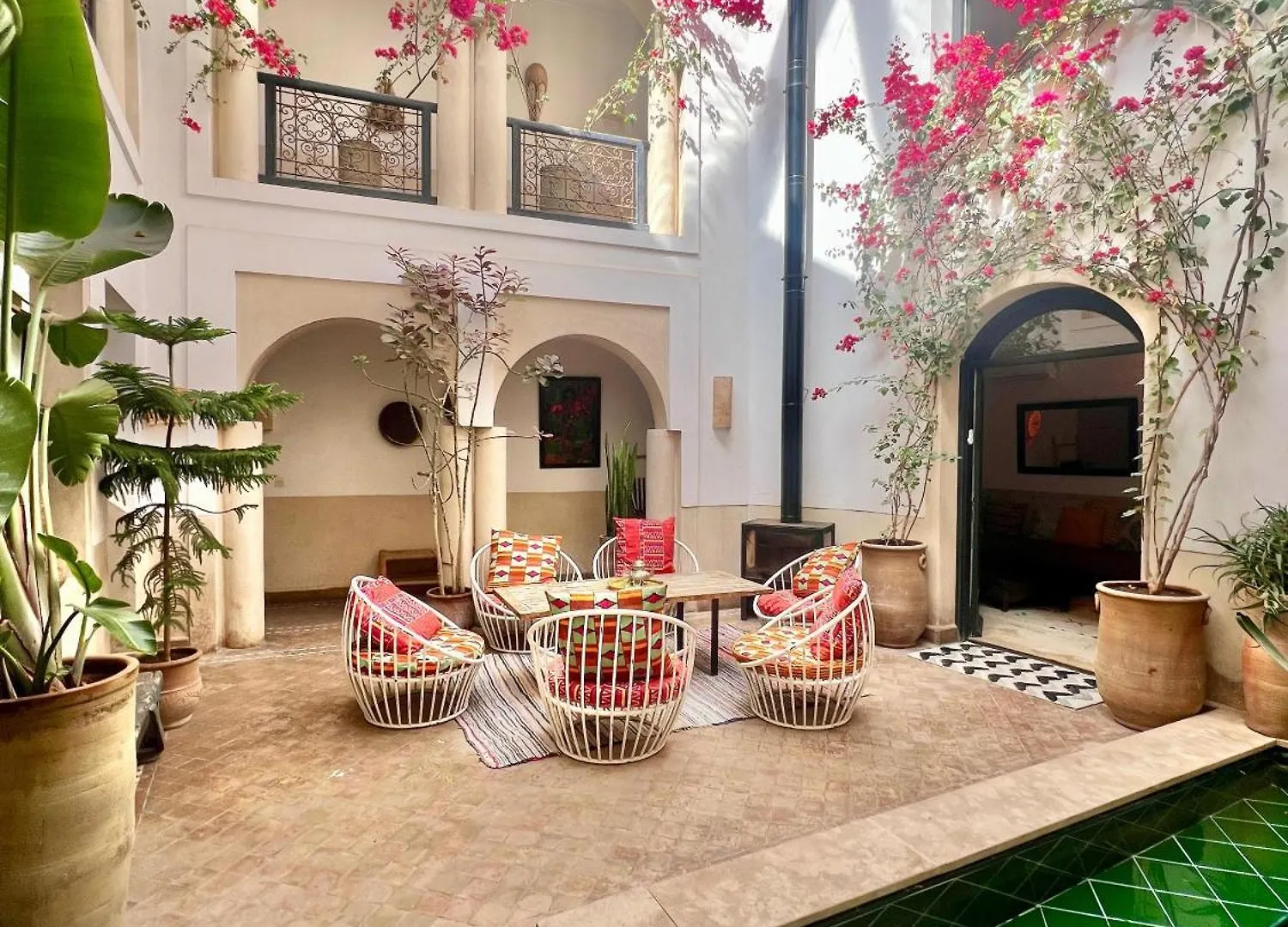 Riad Prive, 5 Suites Et Piscine Marrakesh